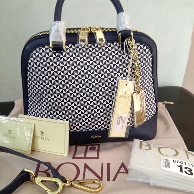 Bonia alma size S NEW