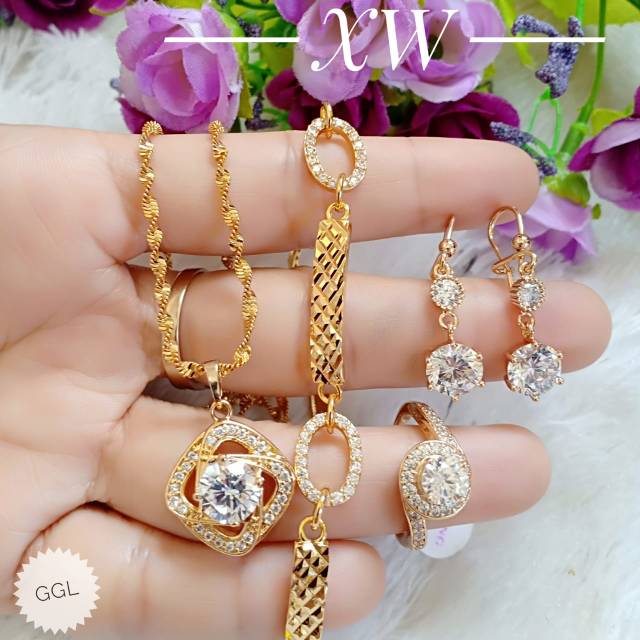 Xuping Set / Kalung / Anting Xuping Gold