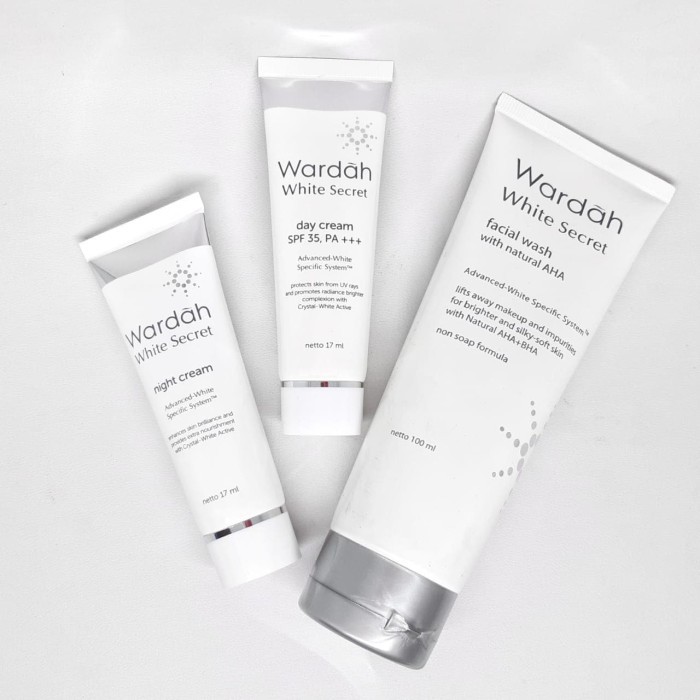 (COD BISA)✅ Paket Glowing Wardah White Secret - 3 PCS