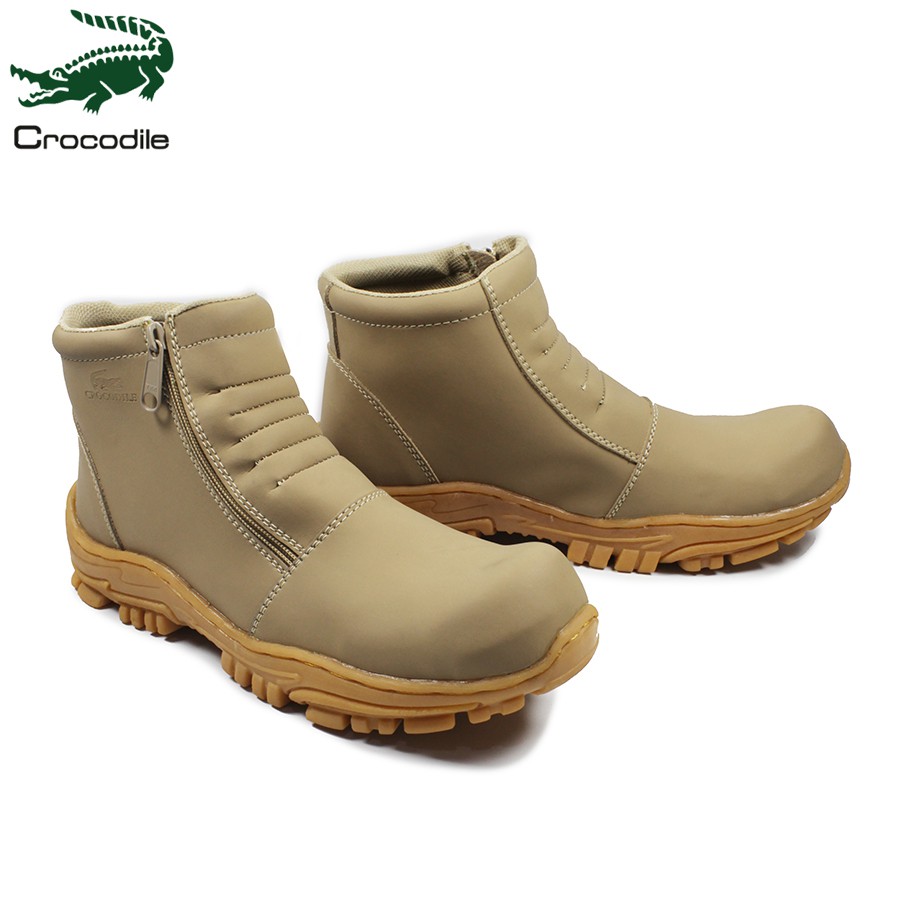 sepatu pria crocodile strut zipper krem safety boots tracking touring hiking bikers