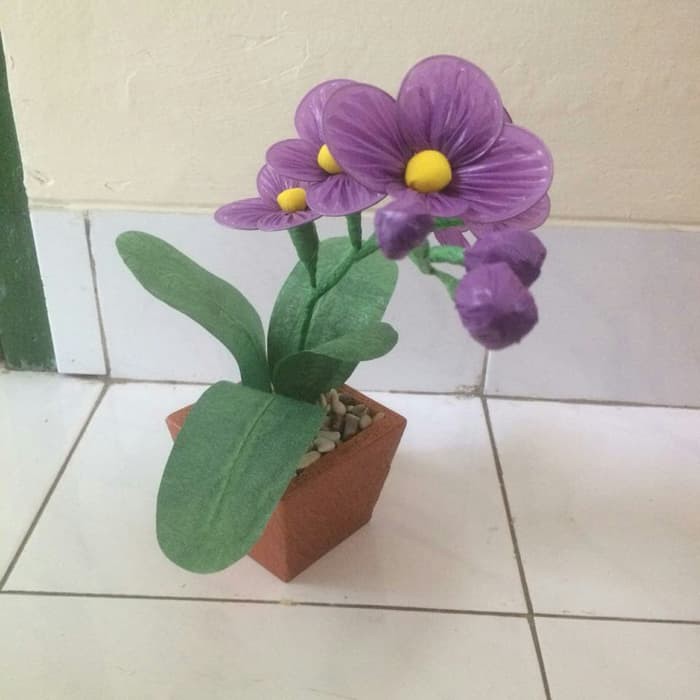 Bunga Anggrek Dari Kresek Warna Ungu Shopee Indonesia