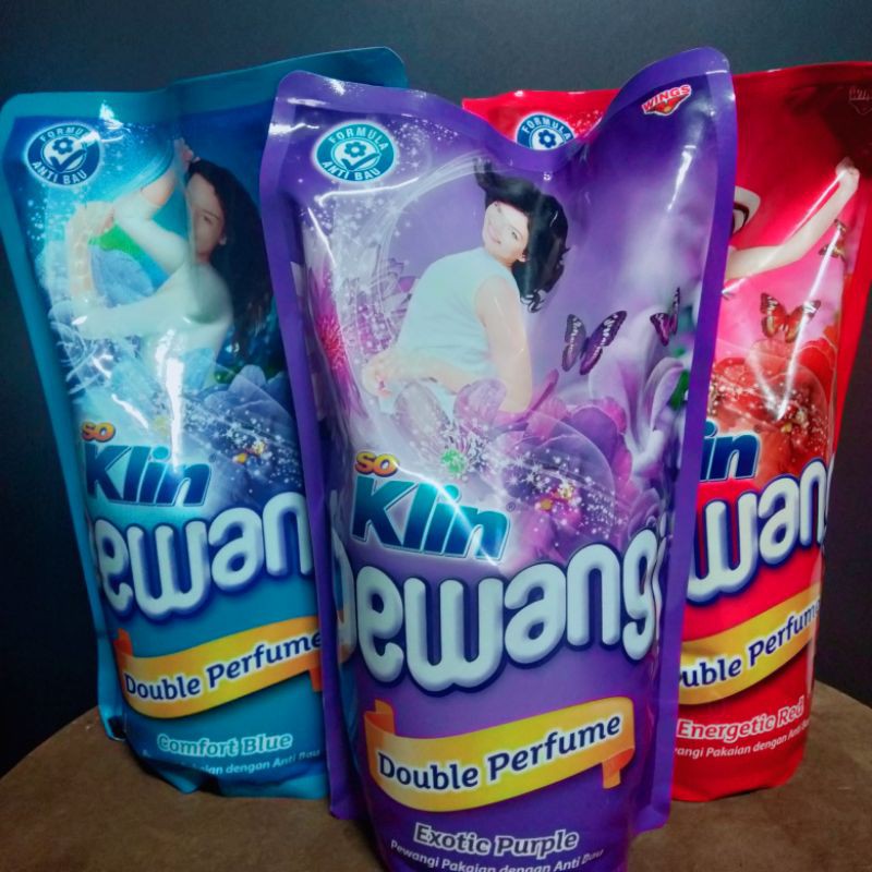 SoKlin Pewangi 800 ml dan 900 ml 1 x bilas