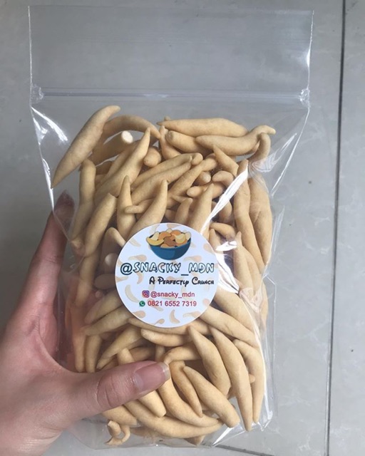 

STICK KEJU / CURUT KEJU 250 GRAM | GABUS KEJU | CHEESE STICK | CEMILAN KEJU STIK KEJU KUE DAKI SNACKY MEDAN