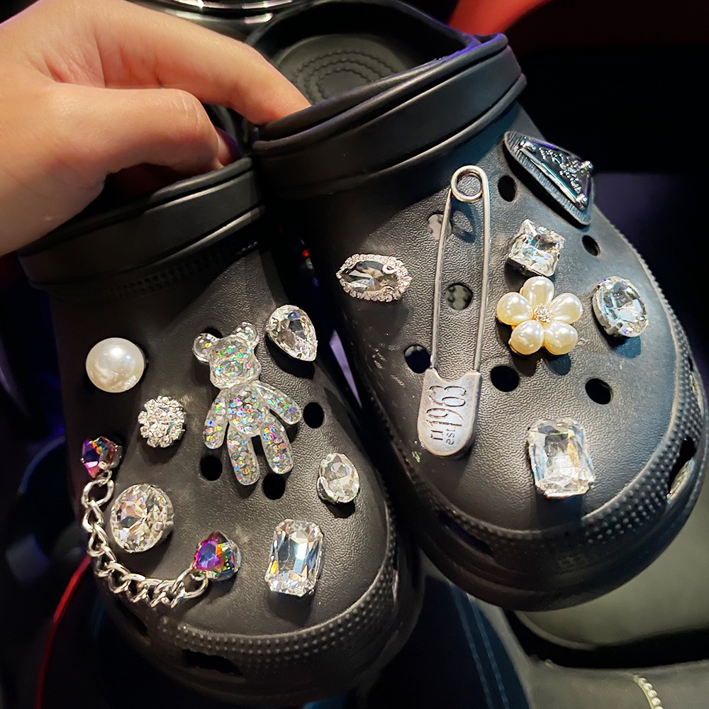 Charms Crocs Jibbitz Crocs Aksen Batu Permata Dan Mutiara Untuk Aksesoris Sepatu