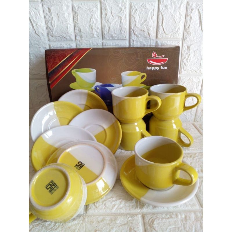 CANGKIR CUP & SAUCER HAPPY FUN/ Kick ON