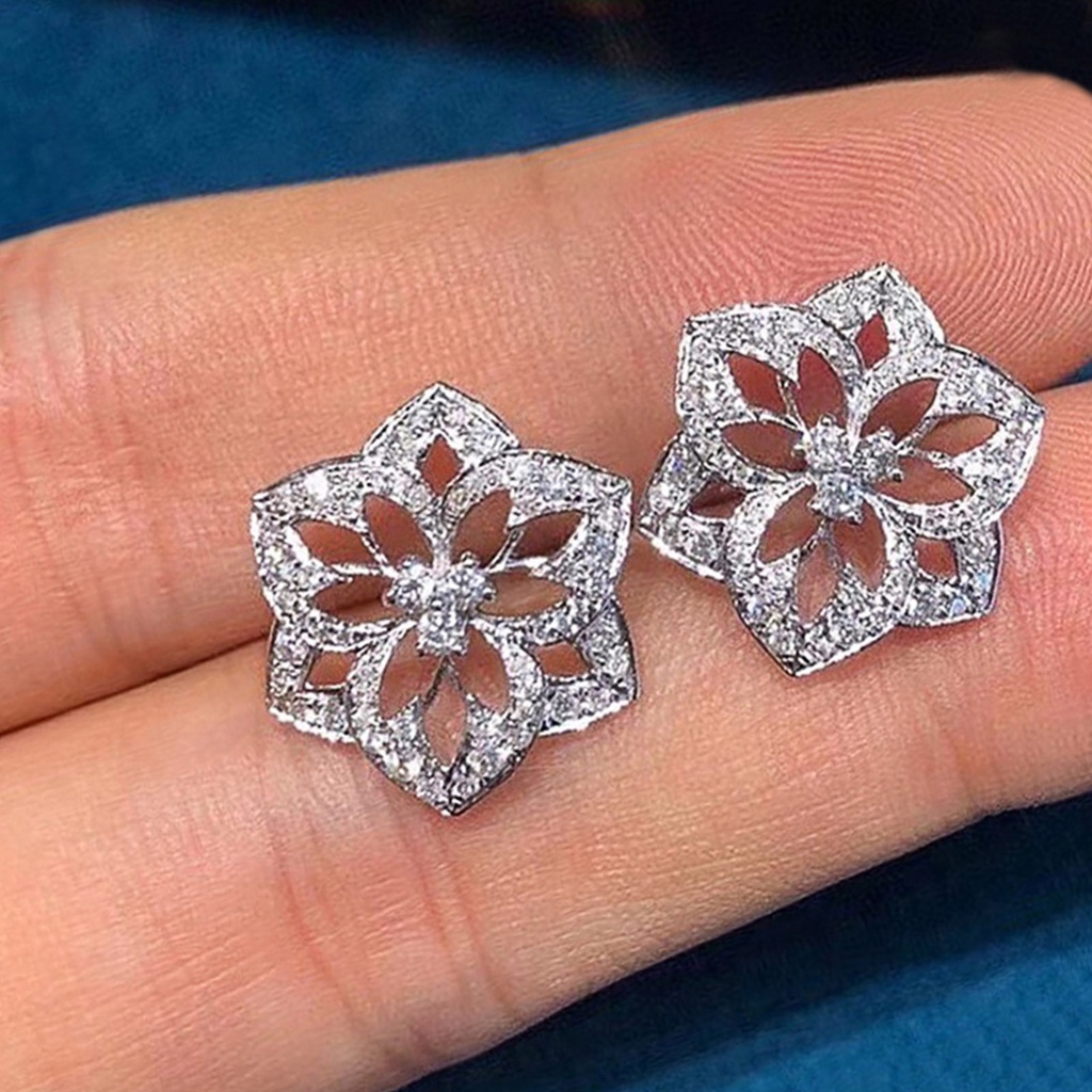 Anting Stud 925 Sterling Silver Desain Bunga Lab Aksen Berlian Untuk Wanita