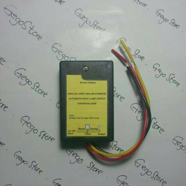 Saklar otomatis  ac220v sensor cahaya siang-malam
