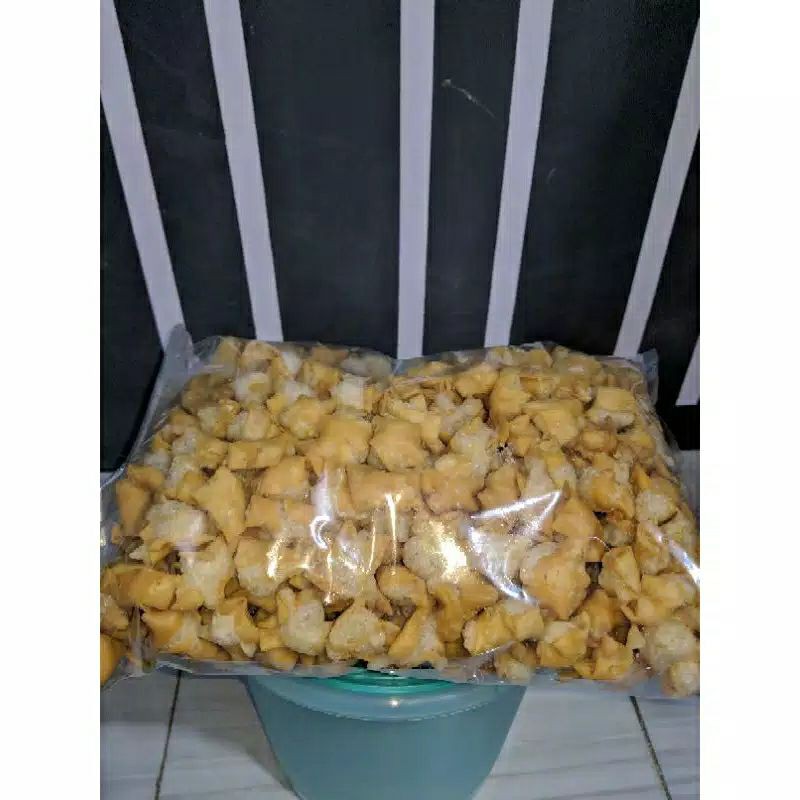 

siomay mini kering