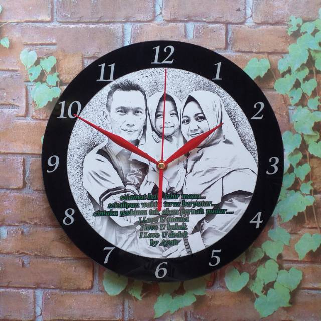 Jam Dinding Keluarga Custom
