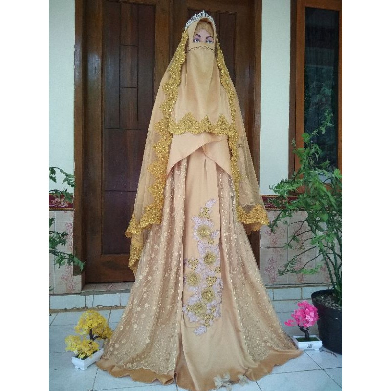 Set gaun pengantin Syar'i