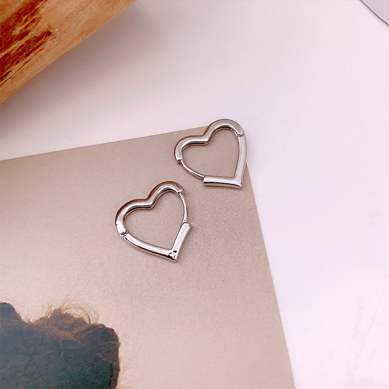 Anting Stud 925 Sterling Silver Bentuk Hati Geometris Gaya Klasik Untuk Wanita