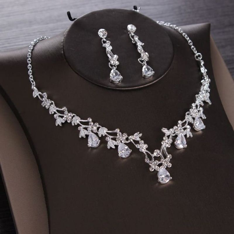 kalung set anting pengantin