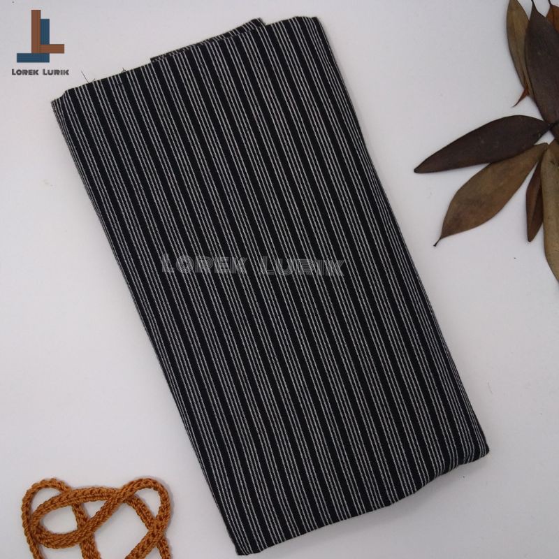 kebaya wanita Kain Lurik Telupat Hitam Abu-Abu / Kain Lurik Jogja Hitam / Batik Lurik Hitam 34