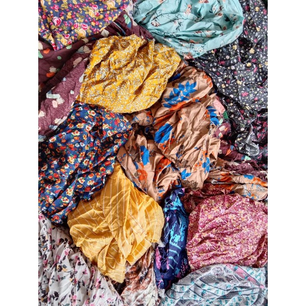 Kain Kiloan Murah / Kain Kiloan Rayon Motif / Harga Per-Kilo (Isi 5-6 Meter)