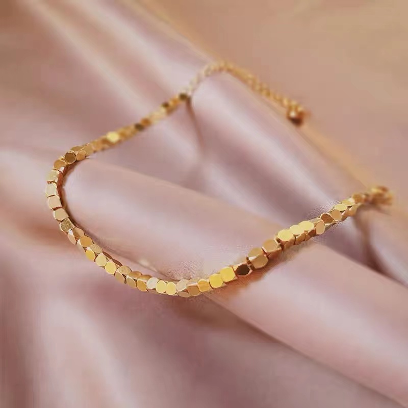 Gelang Tangan Titanium Steel Motif Geometri Warna Emas Untuk Wanita