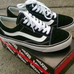 Sepatu Vans Old School / Sepatu Vans Pria / Sepatu Sneakers Pria / Sepatu Sekolah