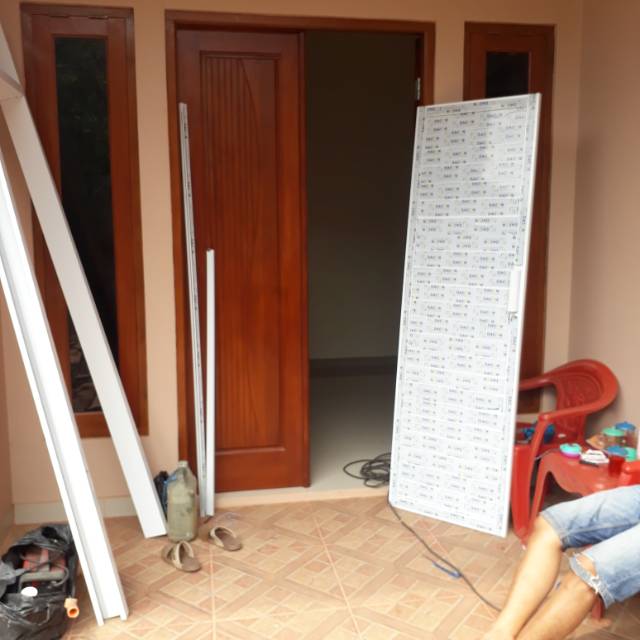 Kusen+pintu alumunium harga tertera hanya kusen alumunium