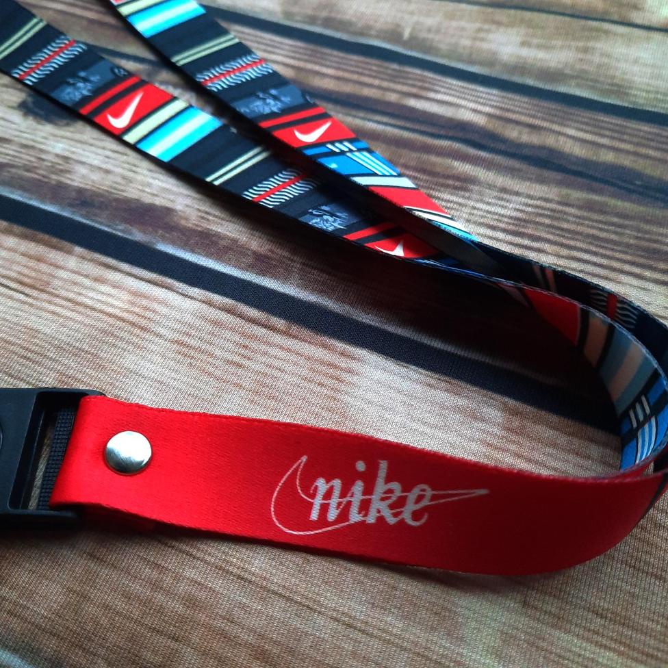 

Best➲ Lanyard printing NIKE Gantungan ID card plus karet 13mm 39 ✭