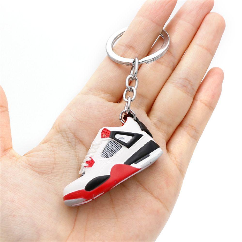 QUINTON Gantungan Kunci Sepatu Pria INS Trendi Mini Model Tiga Dimensi Generasi 11 Sneaker Pendant