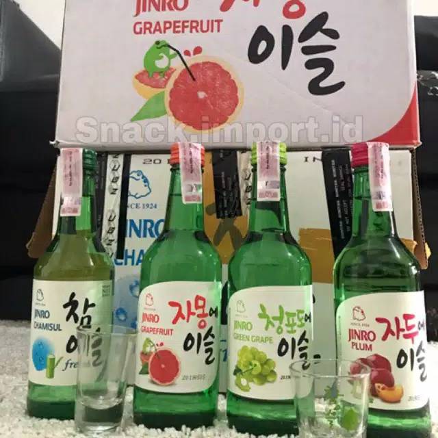 

SOJU GREENGRAPE JINRO CHAMISUL IMPORT KOREA