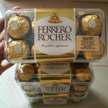 

Ferrero Rocher coklat box T16 IMPORT MALAYSIA 200gr TERMURAH TERLARIS.