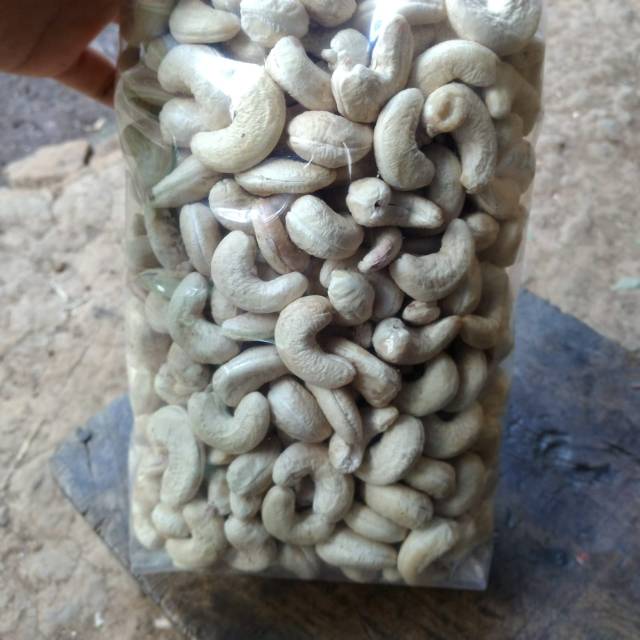 

Kacang mede kualitas super wonogiri