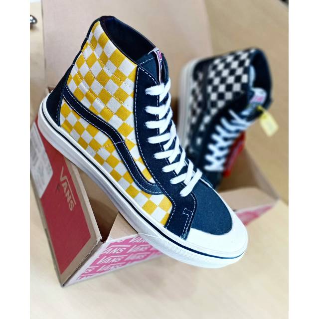 SNEAKERS VANS SK8 - Hi 138 DECON SF