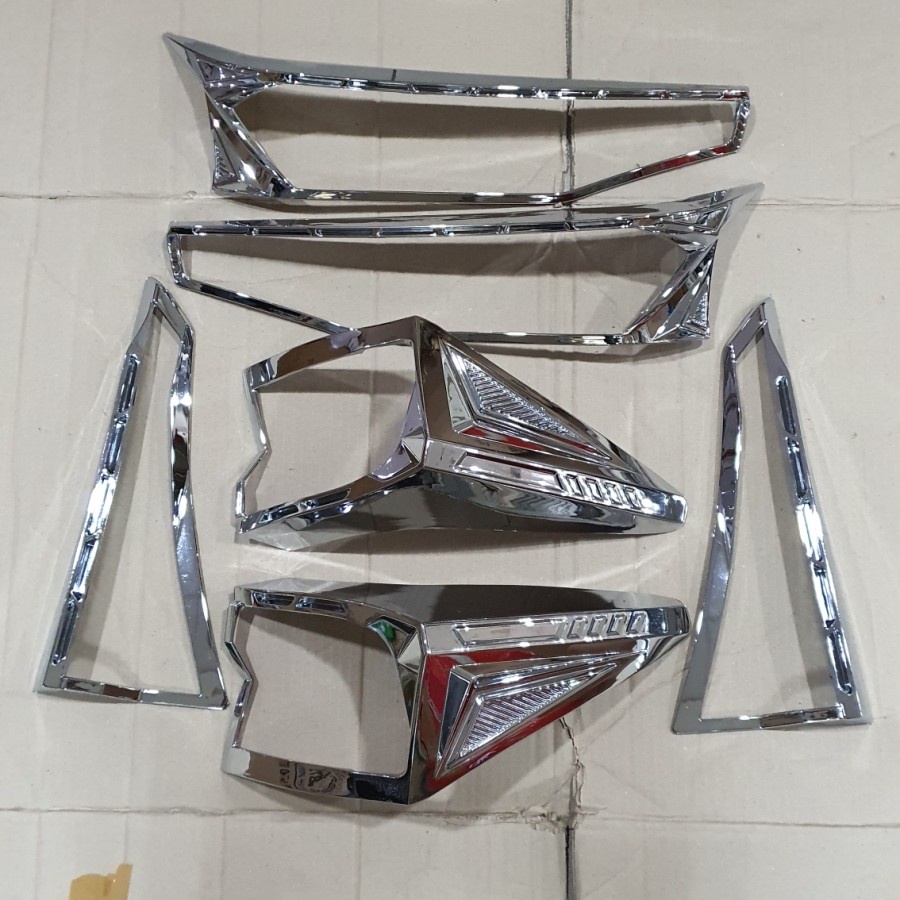 Paket Garnish Lampu Avanza Xenia 2022 Chrome