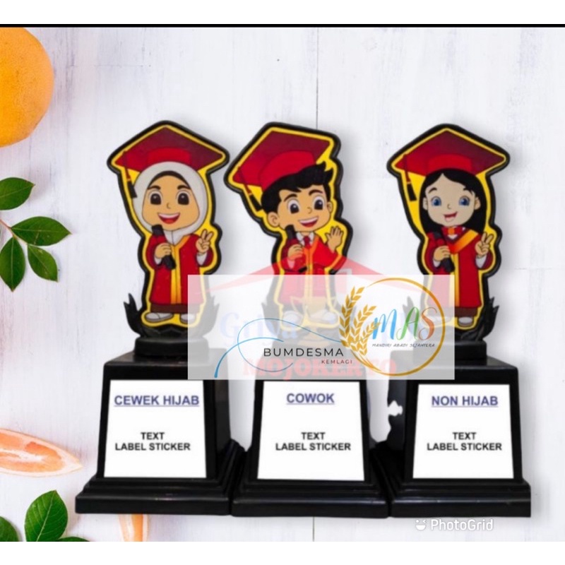 

Piala Wisuda Termurah (Piala Wisuda Sekolah)