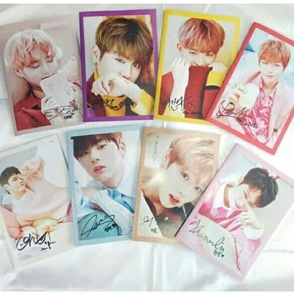 

Buku Tulis WANNA ONE K-Pop Bebas Custom (6 pcs)