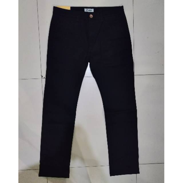 Celana chino hitam pekat 100%  original lois