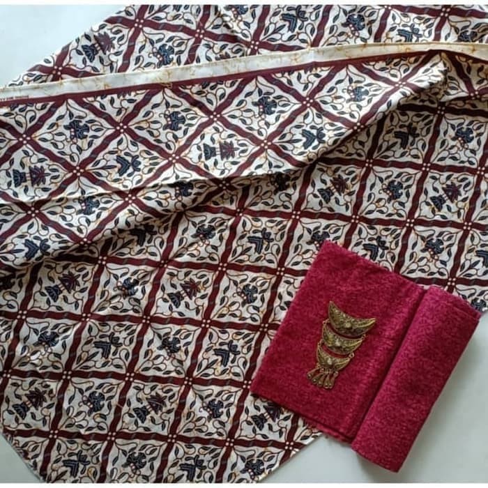 Kain Batik Solo motif putih sidomukti ( Sogan )