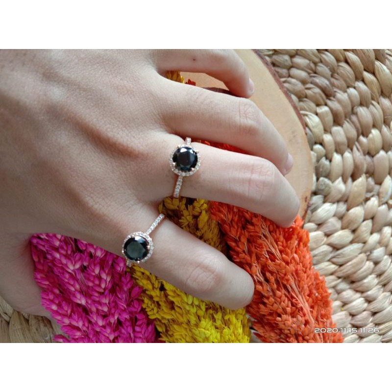 Cincin titanium asli