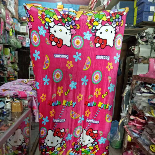 Selimut karakter 150x200