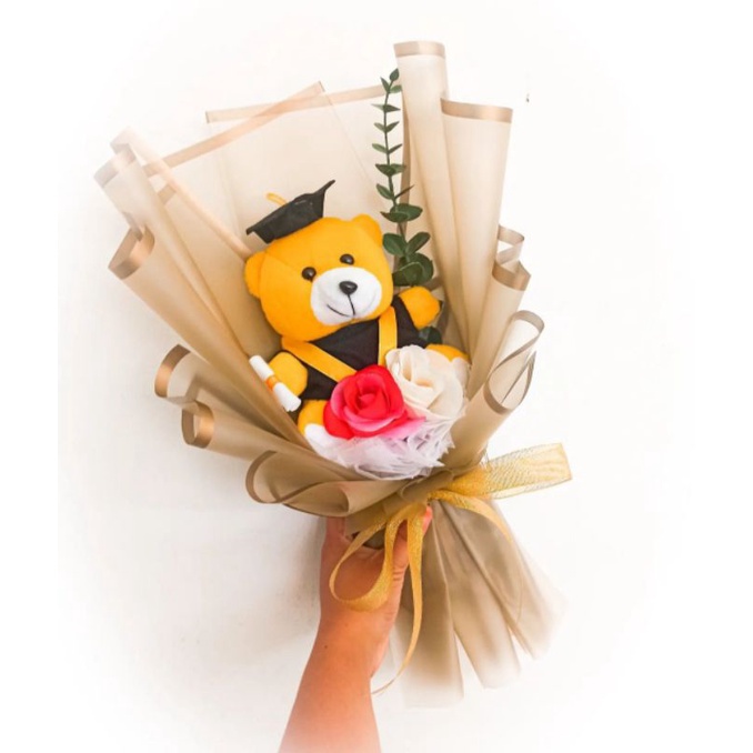 Buket boneka wisuda/boneka toga/gift box/hadiah wisuda/ buket bunga boneka