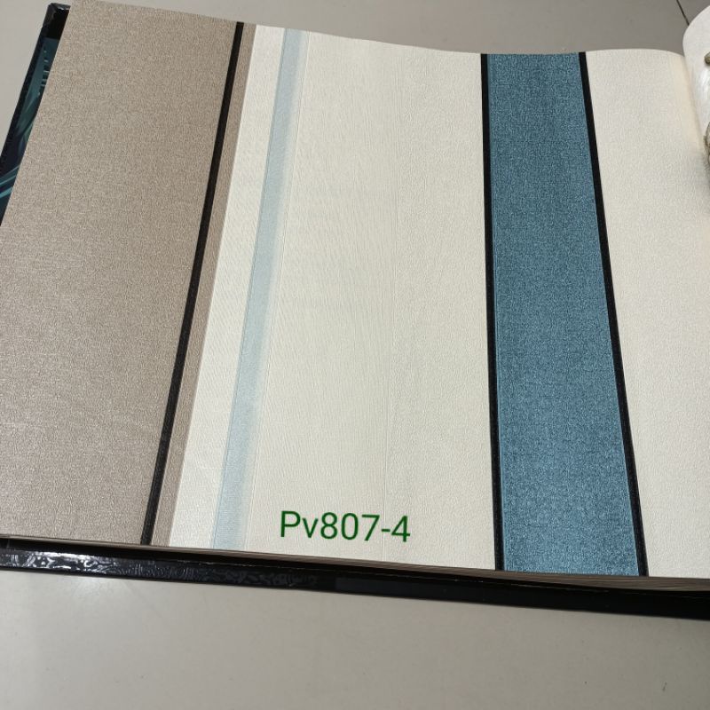 Wallpaper Dinding Garis Vertikal Abu - Siver - Biru