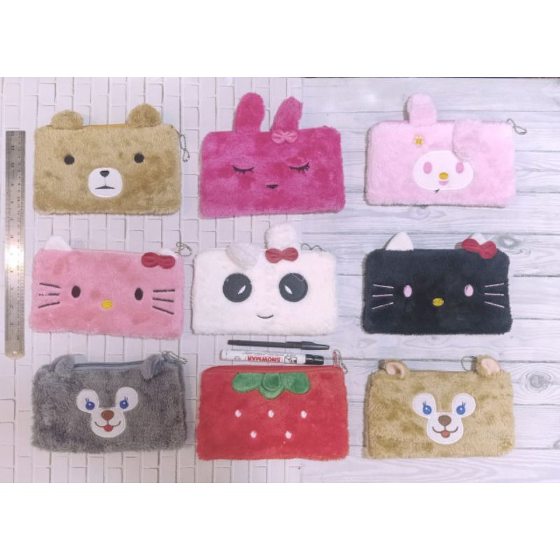 

tempat pensil bulu karakter