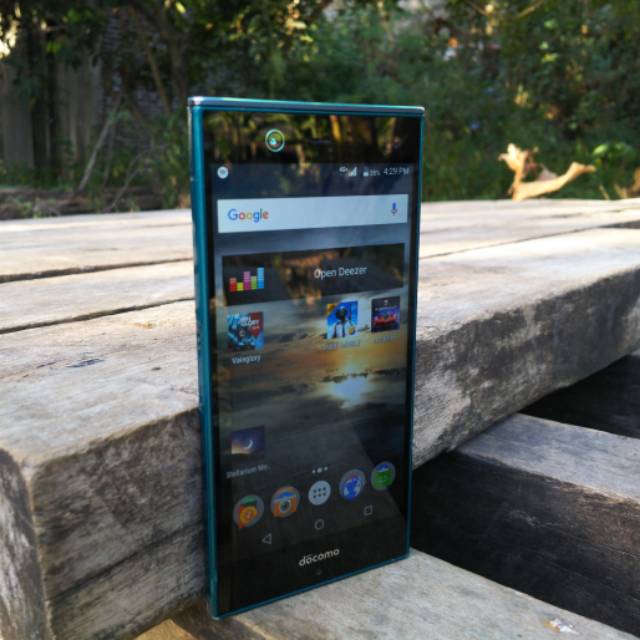 Fujitsu arrows F-02H