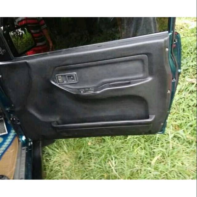 Doortrim Pintu Depan Feroza