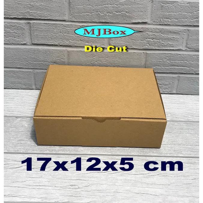 

Kardus/Karton/Box Uk. 17X12X5 Cm...........Model Kardus Pizza