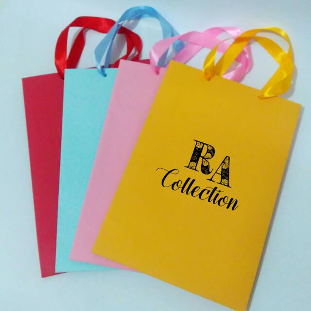 

Paper Bag Warna Ukuran 20cm x 9cm x 30cm Plus Sablon Custom