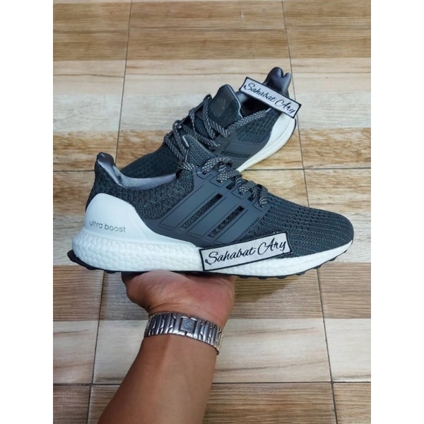 Sepatu Adidas Ultra Boost 4.0 Grey Four