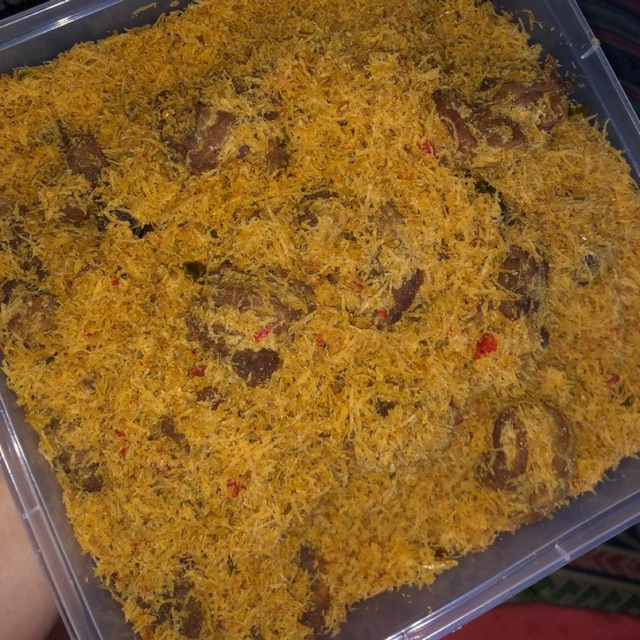 

dendeng ragi atau serundeng daging