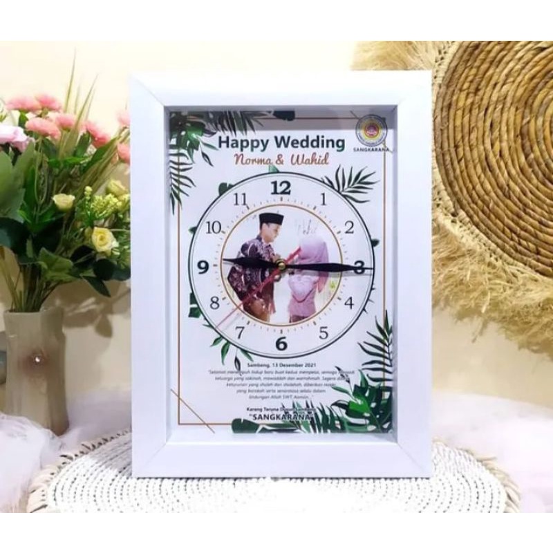 

kado/kado wediing/kado ultah/jam kado
