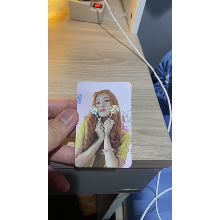 Seulgi Red Velvet Queendom photocard