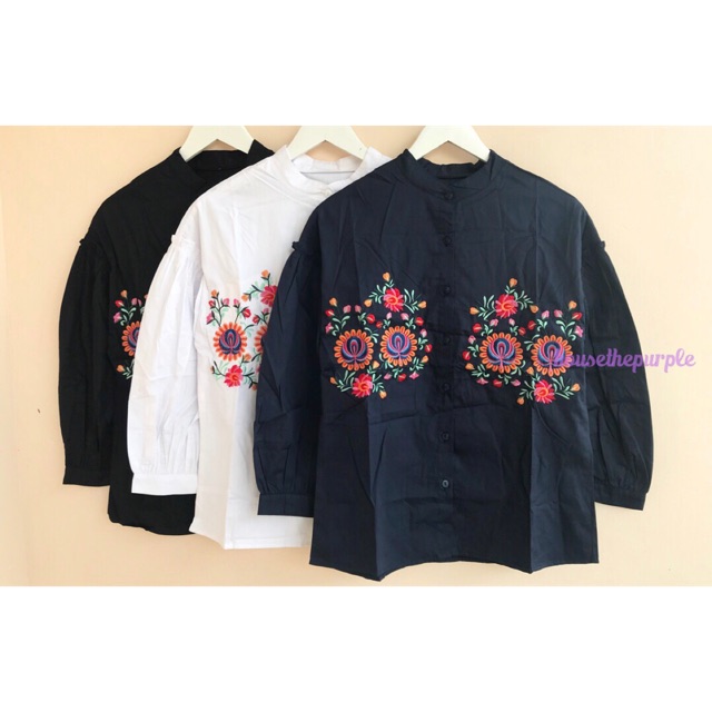 Zara embroidery floral blouse