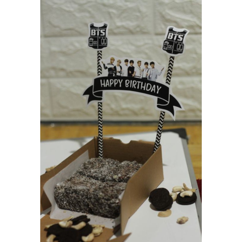 

Lamington Cake Kue Cokelat Tabur Kelapa