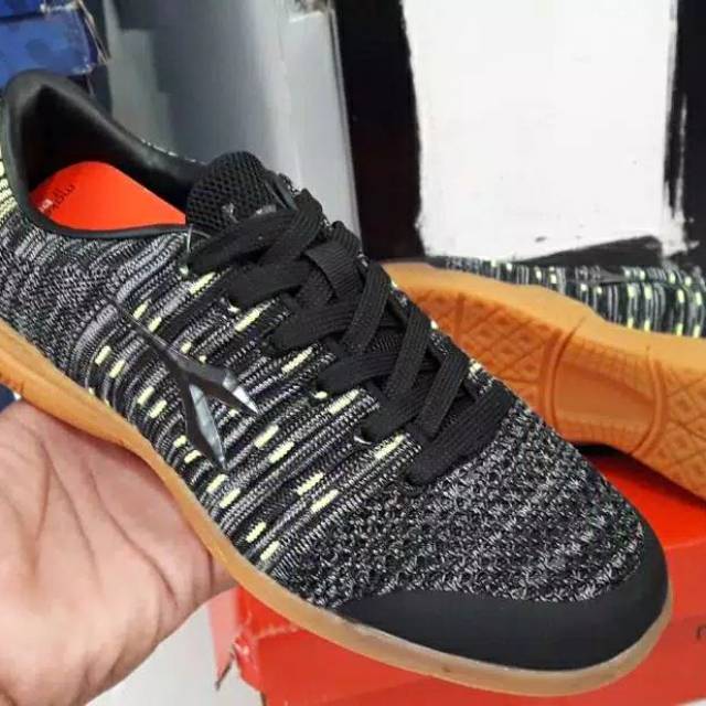 Sepatu futsal diadora dekker original