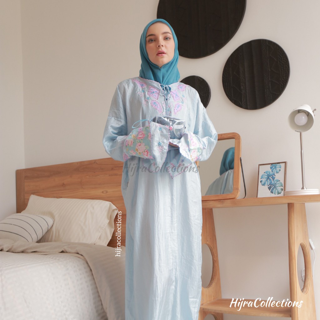 Mukena Abaya Parasut Hijra