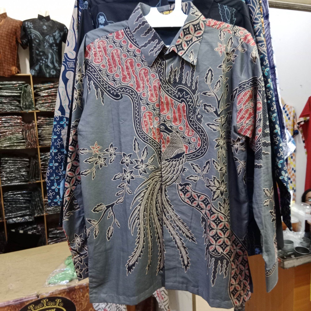 Kemeja batik premium warna abu / batik pria lengan panjang terbaru 2022 warna grey / baju batik pria warna abu abu / batik pria lengan panjang bahan katun halus lapis furing MANUK ABU